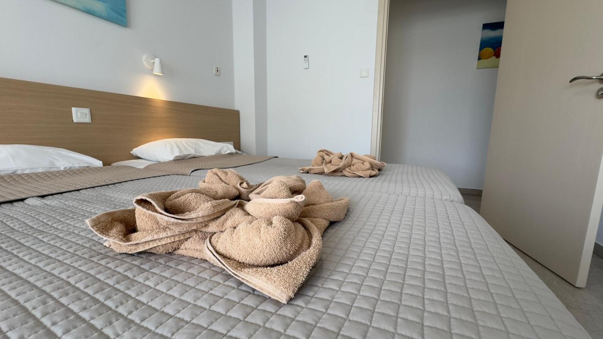 Christabelle Hotel Apartments Ayia Napa Exterior foto